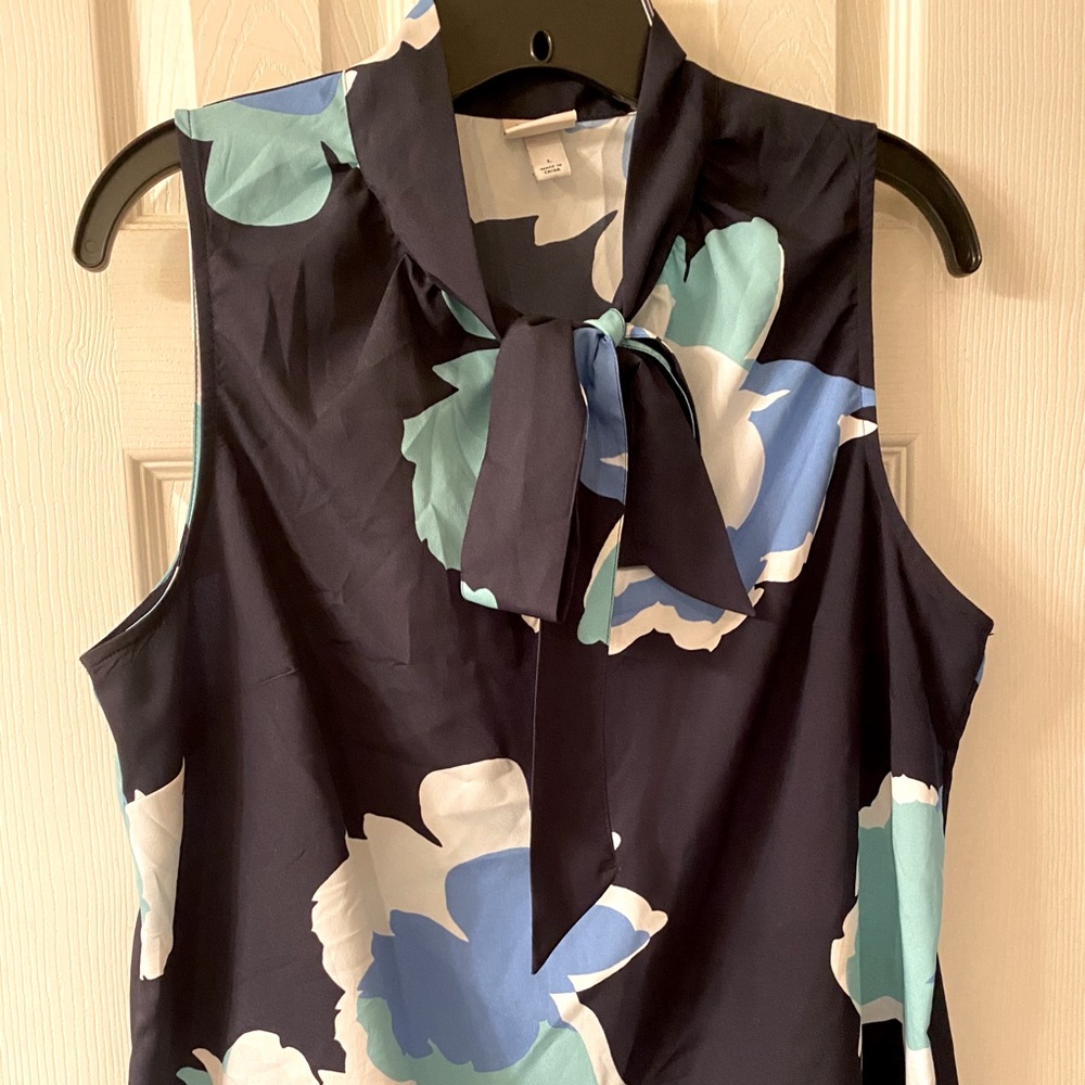A New Day floral sleeveless blouse sz. L
